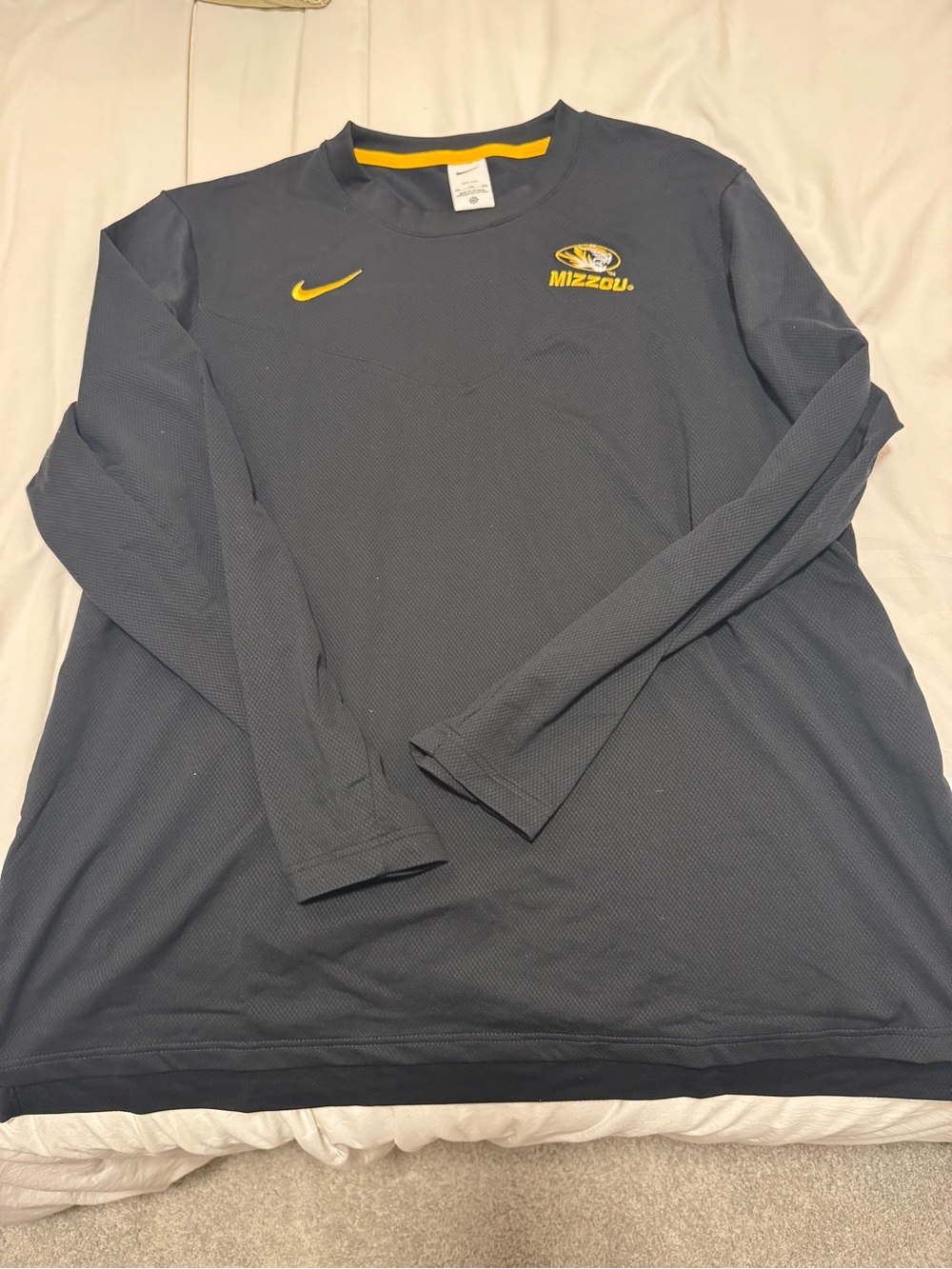 Nike Long-Sleeve Missouri Lightweight Crewneck - Charcoal & Gold